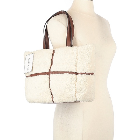 Jen and Co Handbags - NWT Cream and Brown Tote Bag